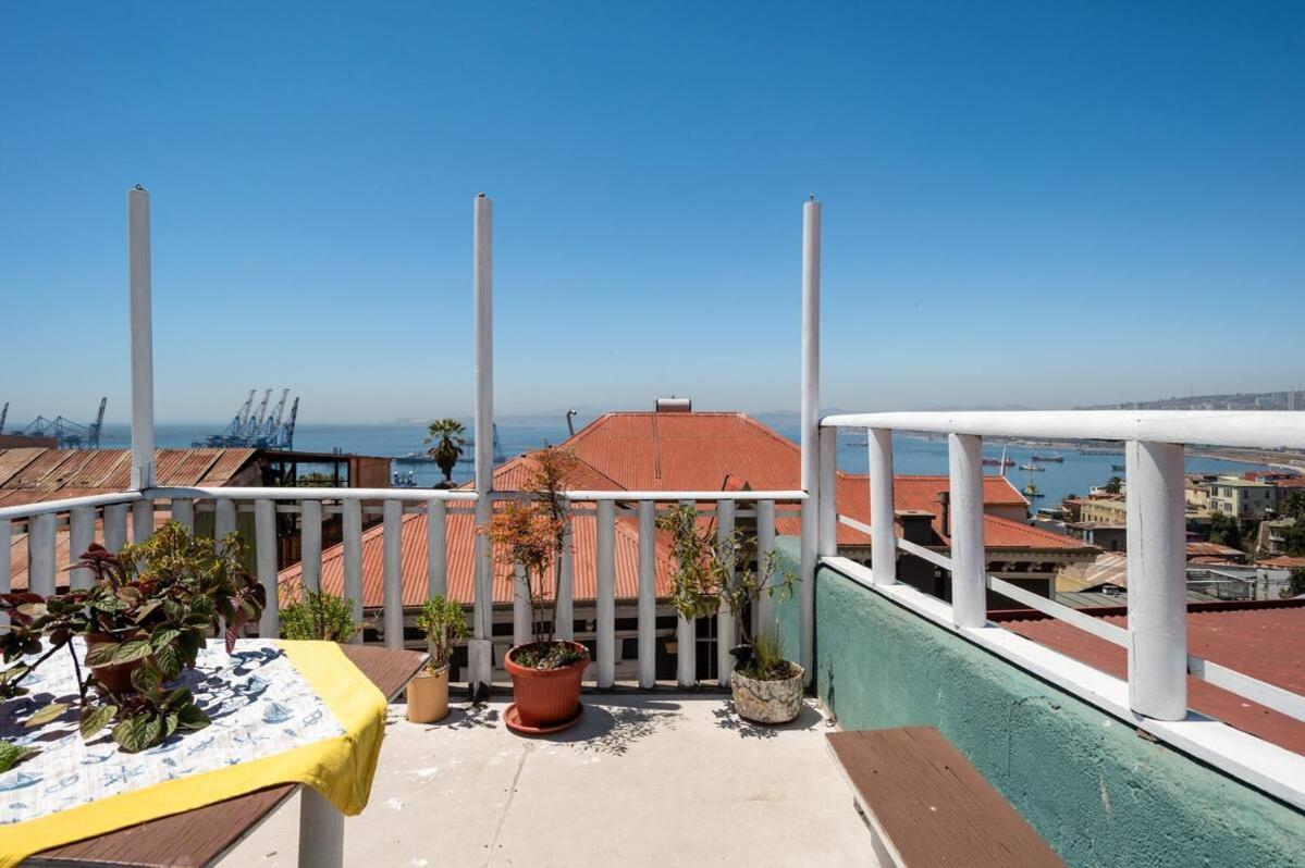 Casa Fibonacci Hotel บัลปาราอีโซ ภายนอก รูปภาพ